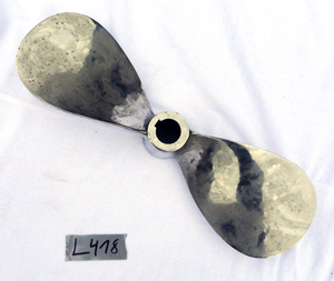 L418 Propeller D18 1/4 x P16 1/2 Niro Edelstahl Welle ca 45 - 50