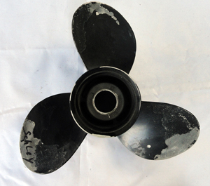 L535 Mercury 3 Blatt Aluminium Black Max 13 1/4 x 17