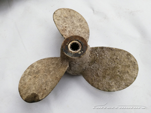 A1157M83 Suzuki DF5L Propeller